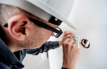Scatole di derivazione moderne per l'impianto elettrico civile